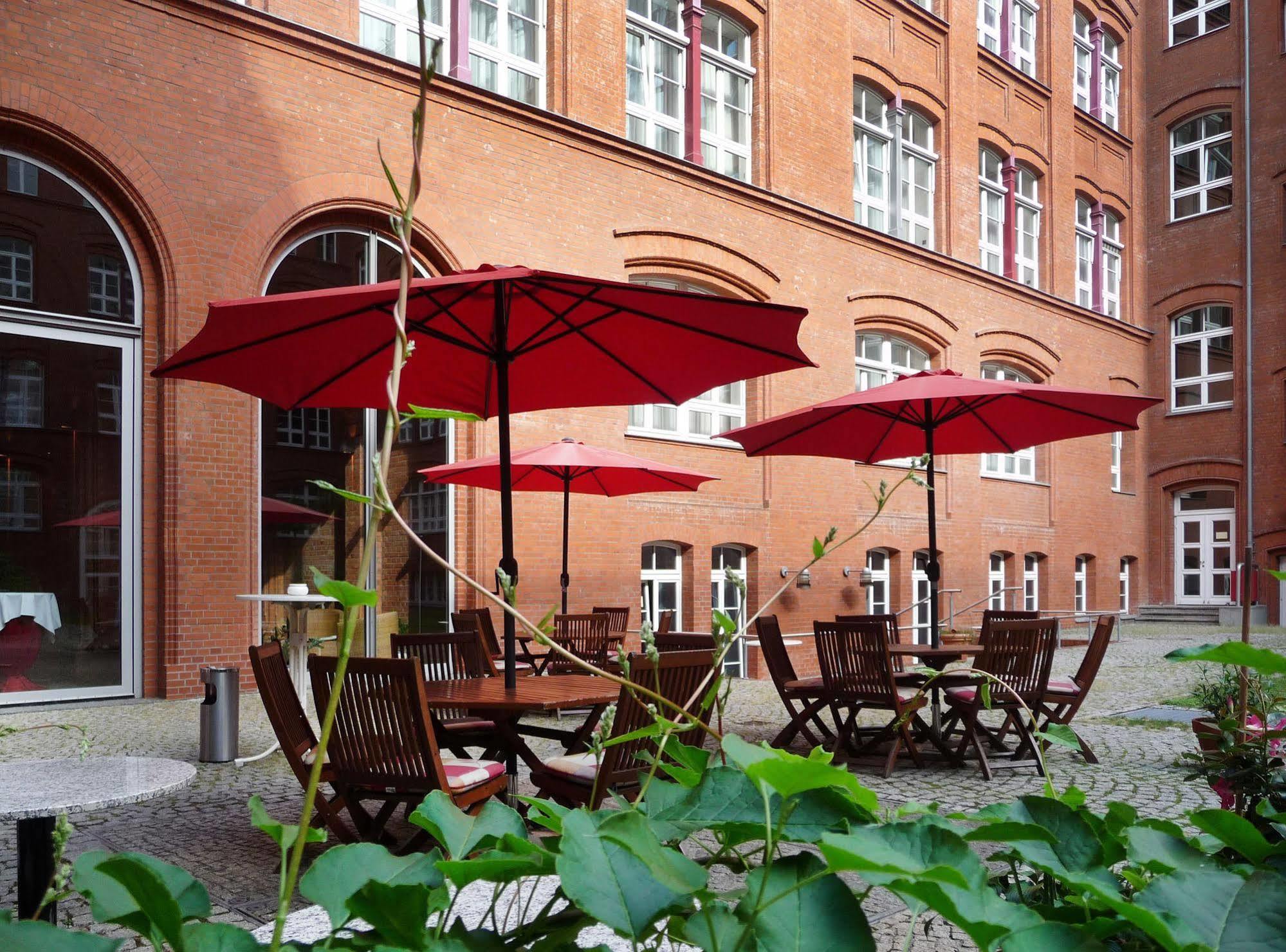 Hotel Berlin Ostbahnhof Ngoại thất bức ảnh