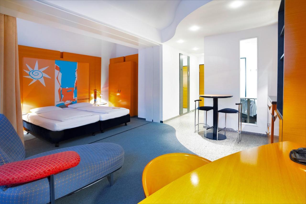 Hotel Berlin Ostbahnhof Ngoại thất bức ảnh