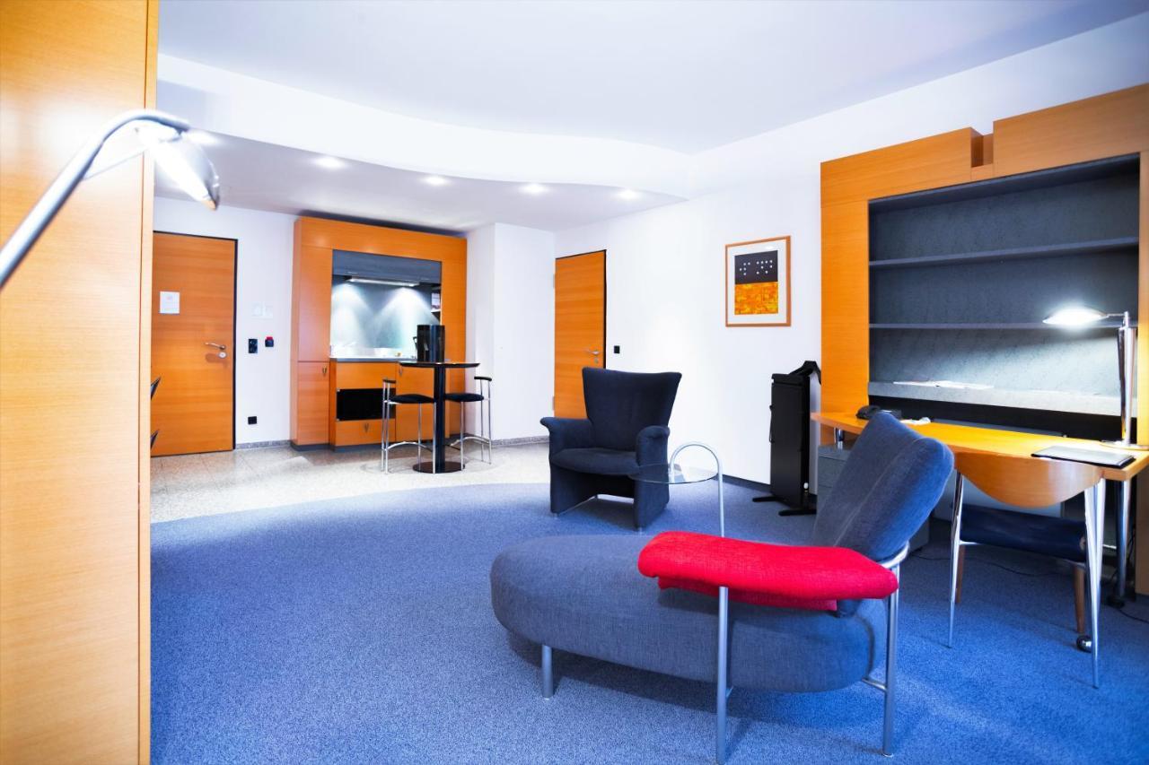 Hotel Berlin Ostbahnhof Ngoại thất bức ảnh