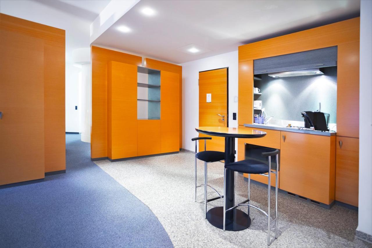 Hotel Berlin Ostbahnhof Ngoại thất bức ảnh