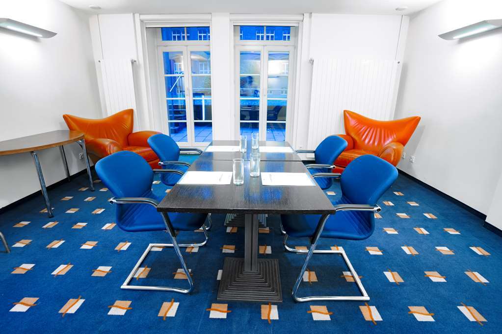 Hotel Berlin Ostbahnhof Ngoại thất bức ảnh