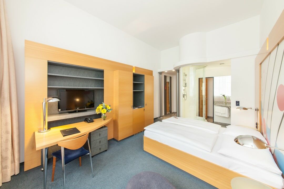 Hotel Berlin Ostbahnhof Ngoại thất bức ảnh